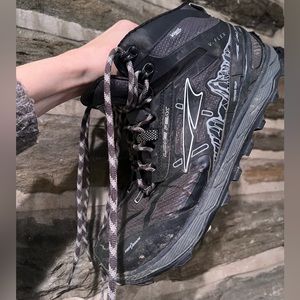 Altra Lone Peak 4 Mid Mesh